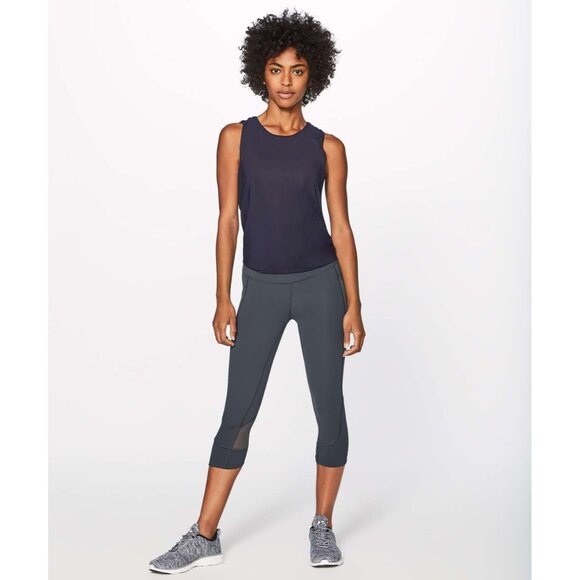 Lululemon Home Stretch Crop (19") Leggings in Melanite Gray Size 4 - Picture 2 of 11